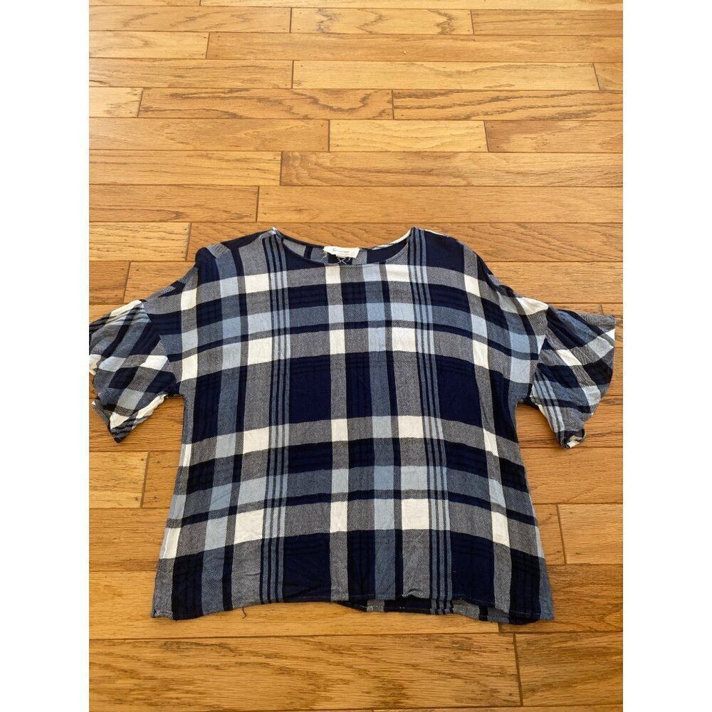 Two by Vince Camuto women's navy blue plaid ruffle Sleeve Relaxed Fit Top sz XS